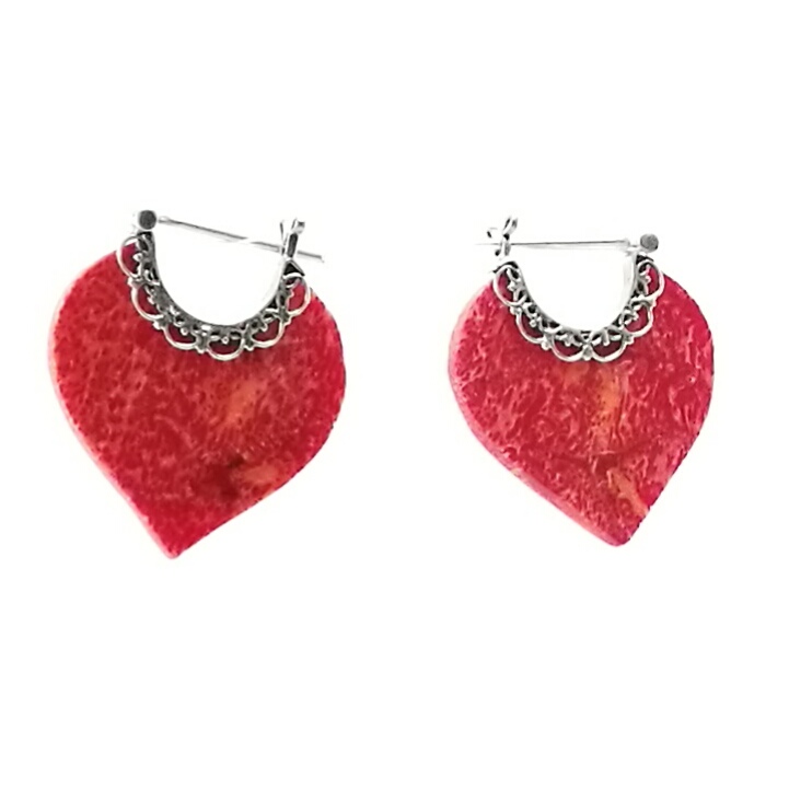 Pendientes coral corazón pequeños - Imagen 2