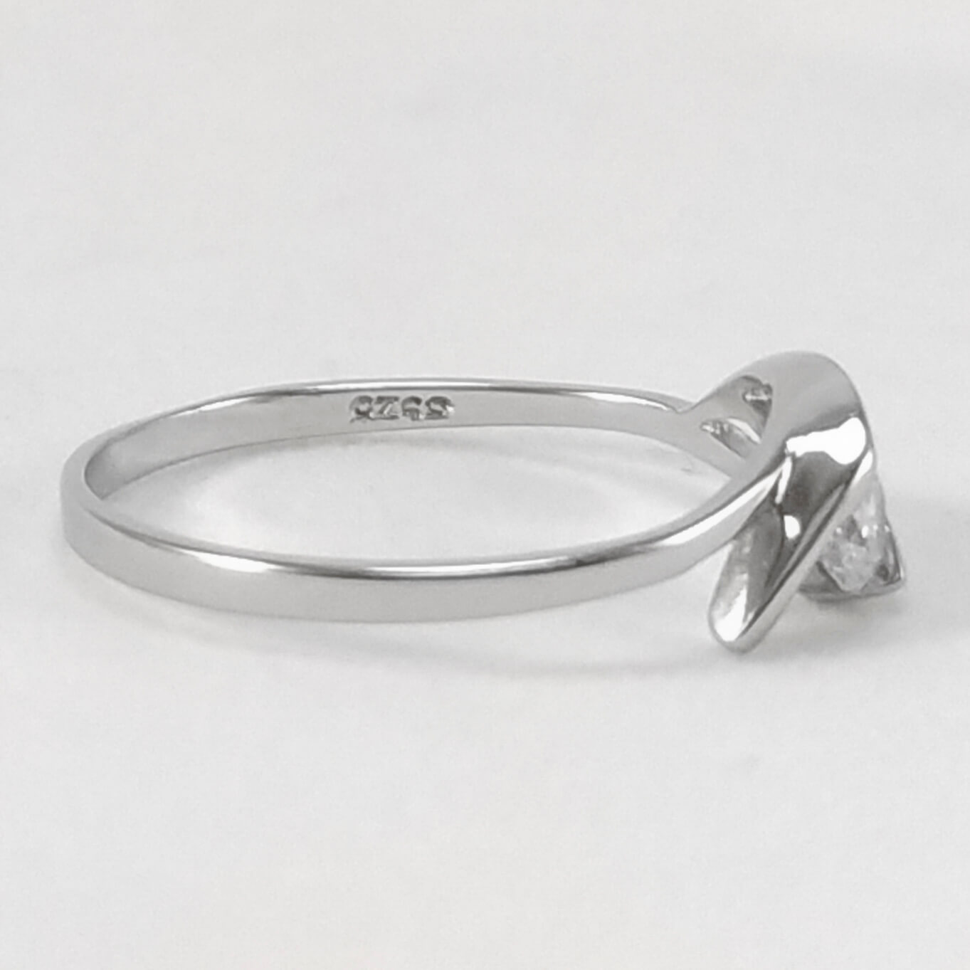 Anillo fino solitario vintage - Imagen 3