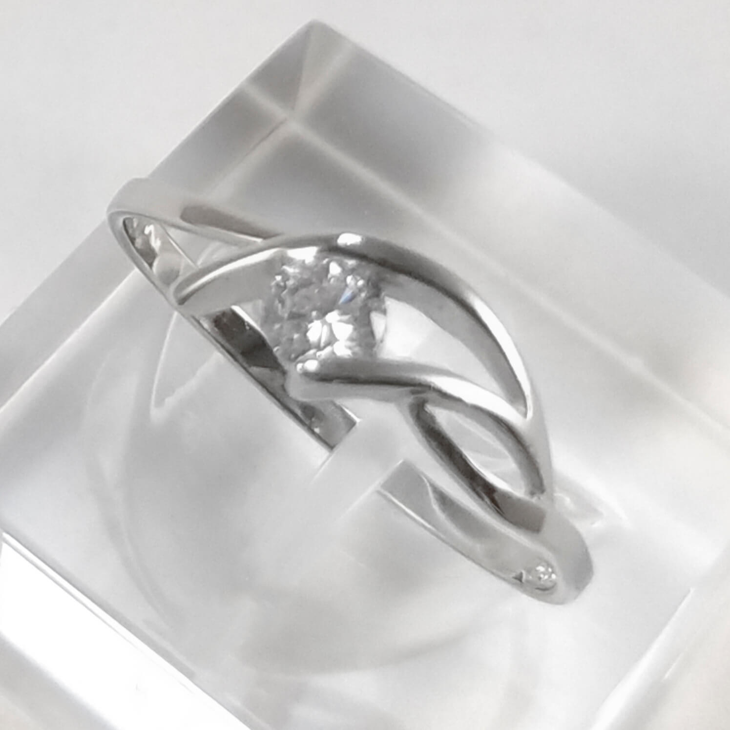 Anillo fino solitario vintage - Imagen 2