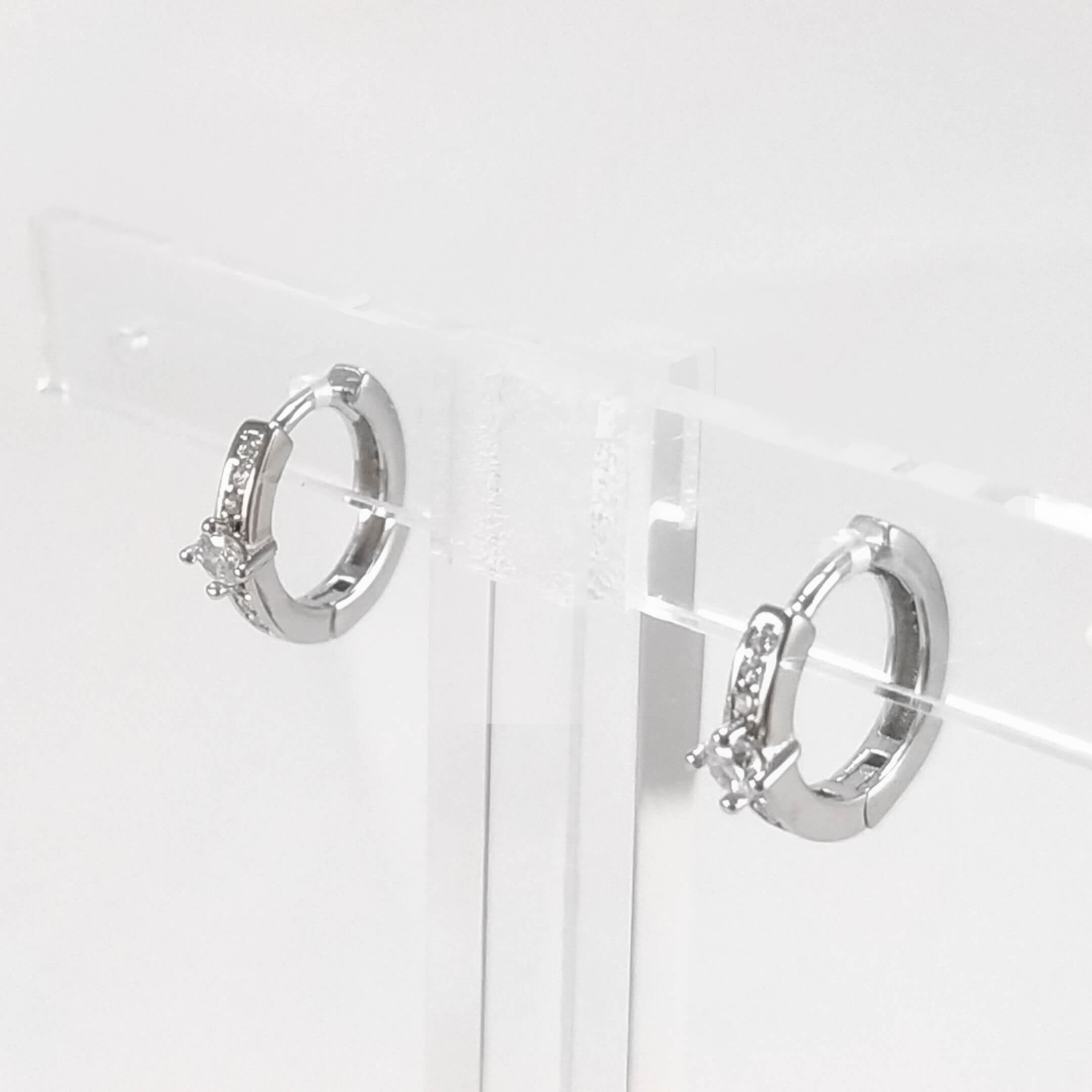 Pendientes aros zirconia de frente