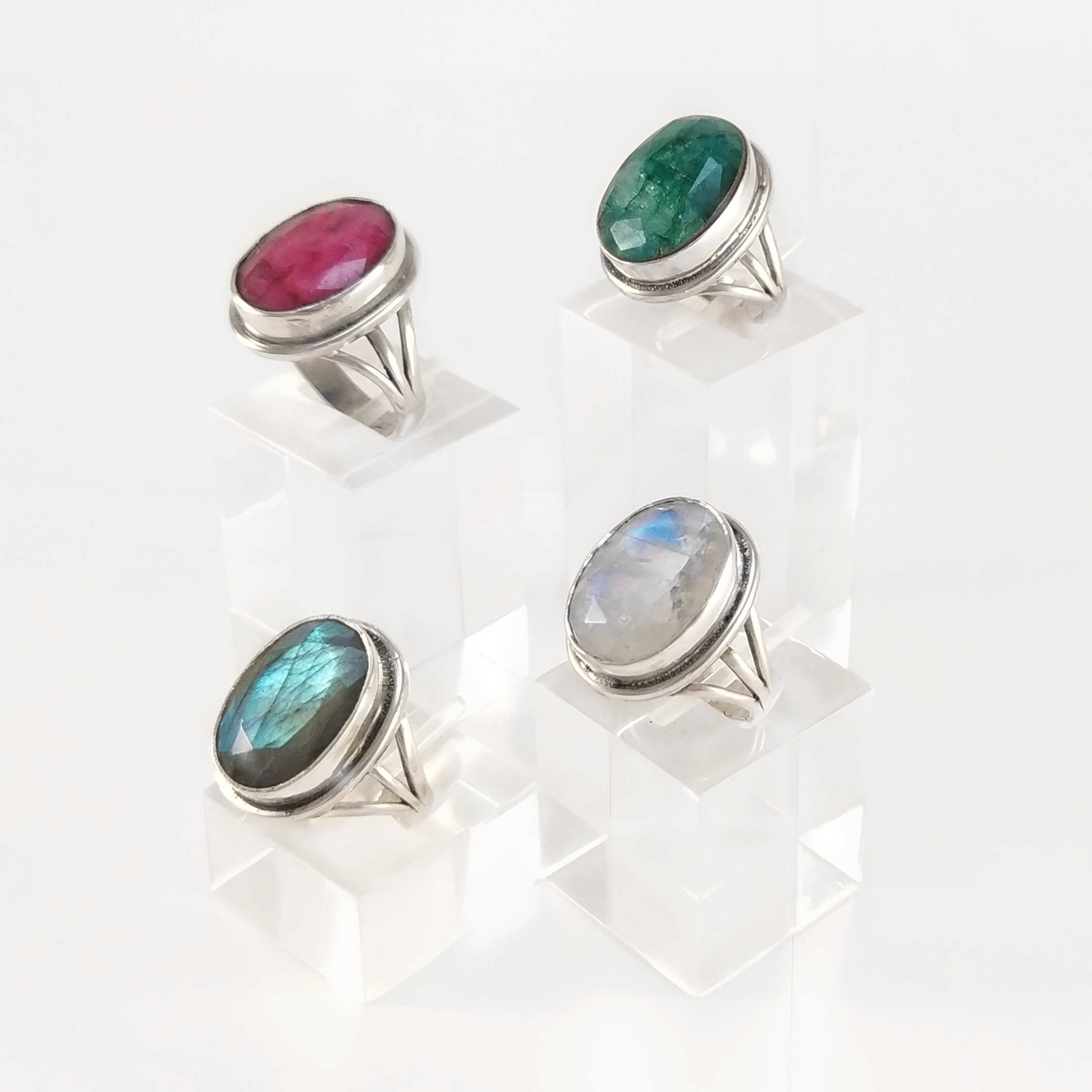 Anillo facetado aro ramificado