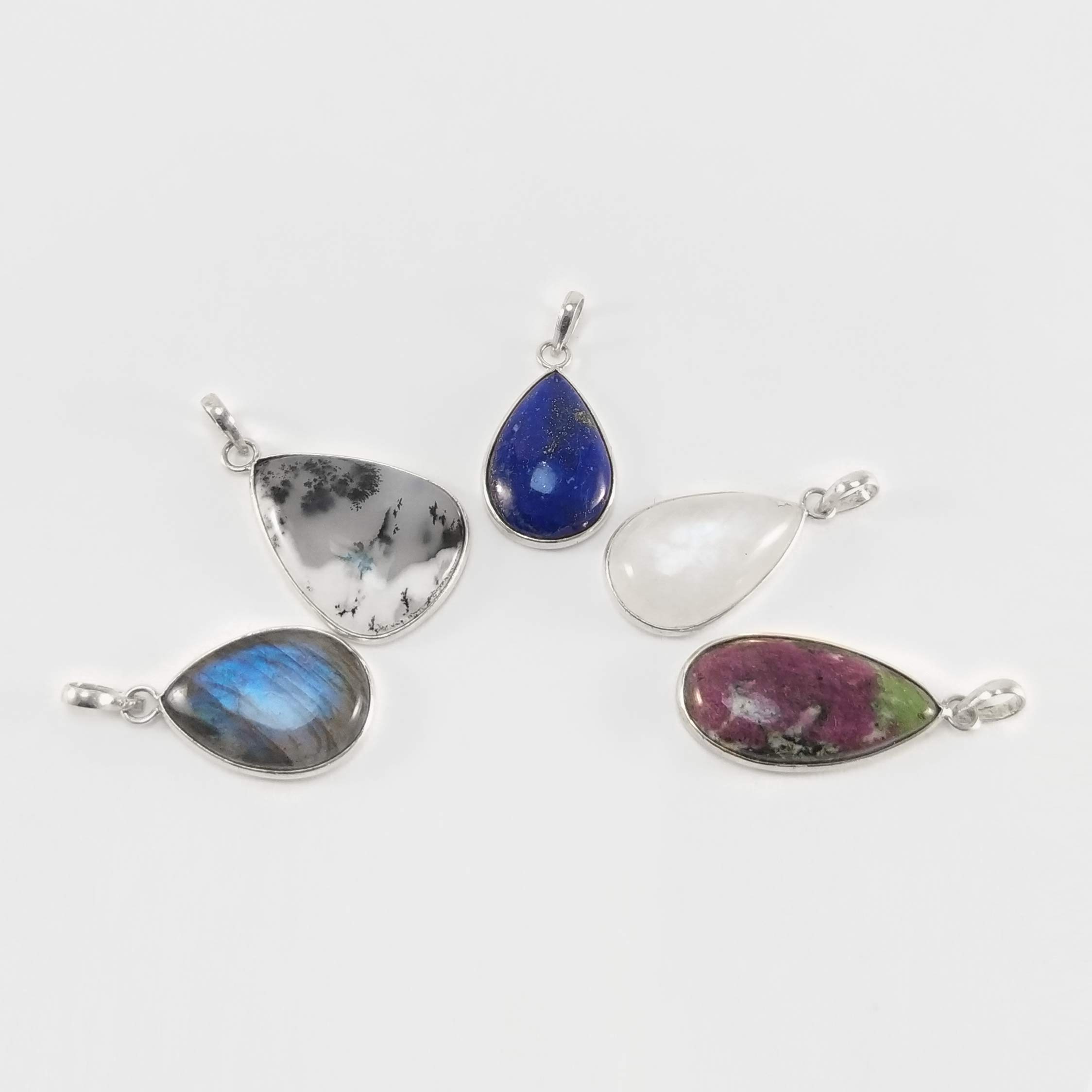 Colgante mineral en gota mediano